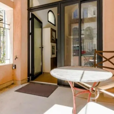 Magnifique Duplex Type Loft דירה ניס